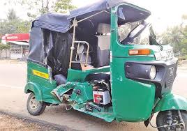 புட்டால சாலை விபத்தில் முச்சக்கர வண்டி ஓட்டுநர் பலி