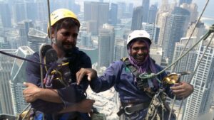 ஐக்கிய அரபு அமீரகத்திலிருந்து 15000 பாகிஸ்தானியர்கள் கைது