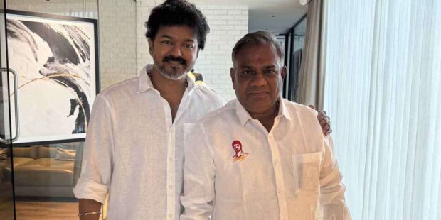 ஆலோசனை கூட்டத்திற்கு முன் விஜய்யுடன் ஆனந்த் பேச்சு