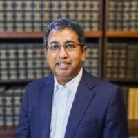 மிதவாத-வலதுசாரி அரசியல் முகாமை விட்டு வெளியேறப் போவதில்லை என ஹர்ஷா