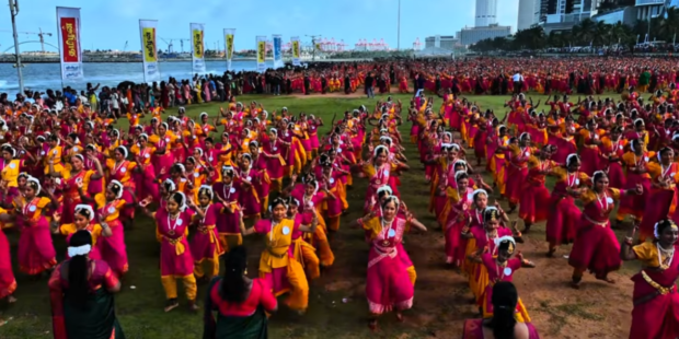 கொழும்பில் அரங்கேறிய உலக மகா கின்னஸ் சாதனை
