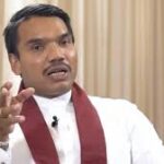ஜனாதிபதி செயலகத்தில் டெங்கு அனுராவை கிழித்த நாமல்