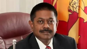 அமெரிக்காவுக்கான முன்னாள் தூதர் ஜாலிய விக்ரமசூரியவுக்கு எதிரான கைது வாரண்டை நீதிமன்றம் மீண்டும் பிறப்பித்தது