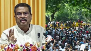 மாணவர் போராட்டங்களுக்கு மத்தியில் இந்தியக் கல்வி அமைச்சர் ராஜினாமா