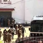 கலவரத்தில் இறந்த சிறை அதிகாரிகளுக்கு பதவி உயர்வு