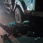 லாரி மோட்டார் சைக்கிள் மோதல் இருவர் பலி
