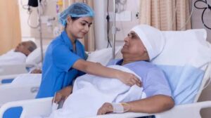 நோயாளிகளிடம் அதிக கட்டணம் வசூலித்ததற்காக இரண்டு மருத்துவ நிறுவனங்களுக்கு ரூ. 4 லட்சம் அபராதம்