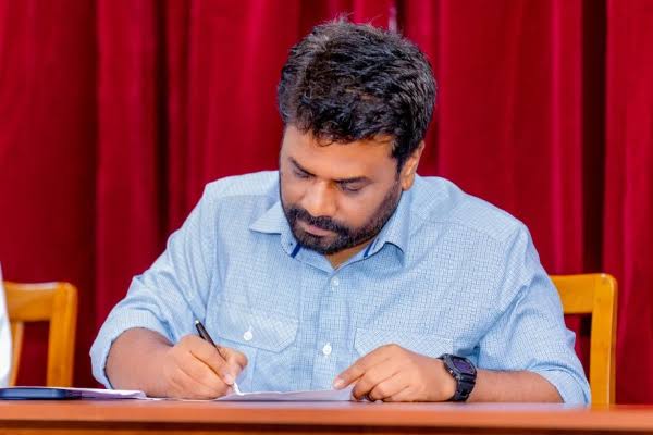 திணறும் இலங்கை அநுர அரசு