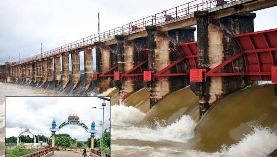 நிரம்பி வழியும் குளங்கள் ஆபத்தில் மக்கள்