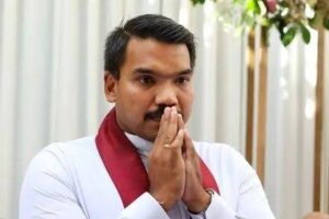 நாடாளுமன்ற உறுப்பினர் நமல் ராஜபக்ச நீதிமன்றத்தில் ஆஜர்படுத்தப்பட்டார்