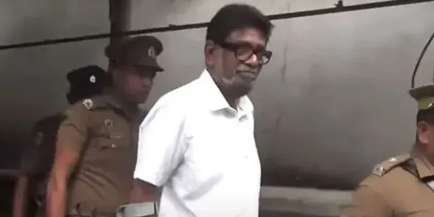 கெஹெலிய வெளிநாடு செல்ல நீதிமன்றம் தடை