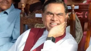 பிரவுன்ஸ் ஹில் நில வழக்கில் பசில் ராஜபக்ஷவுக்கு எதிராக திறந்த பிடியாணை பிறப்பிக்கப்பட்டது