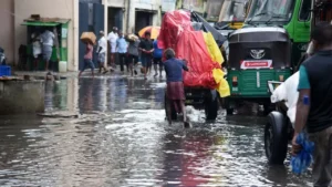 இலங்கை முழுவதும் நிலவும் மோசமான வானிலையால் 5,500க்கும் மேற்பட்டோர் பாதிக்கப்பட்டுள்ளனர்